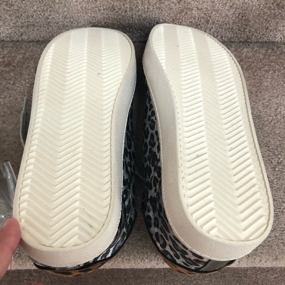 Madden Girl Leopard Sneakers Women’s Sz 10 NWT - Picture 5 of 5